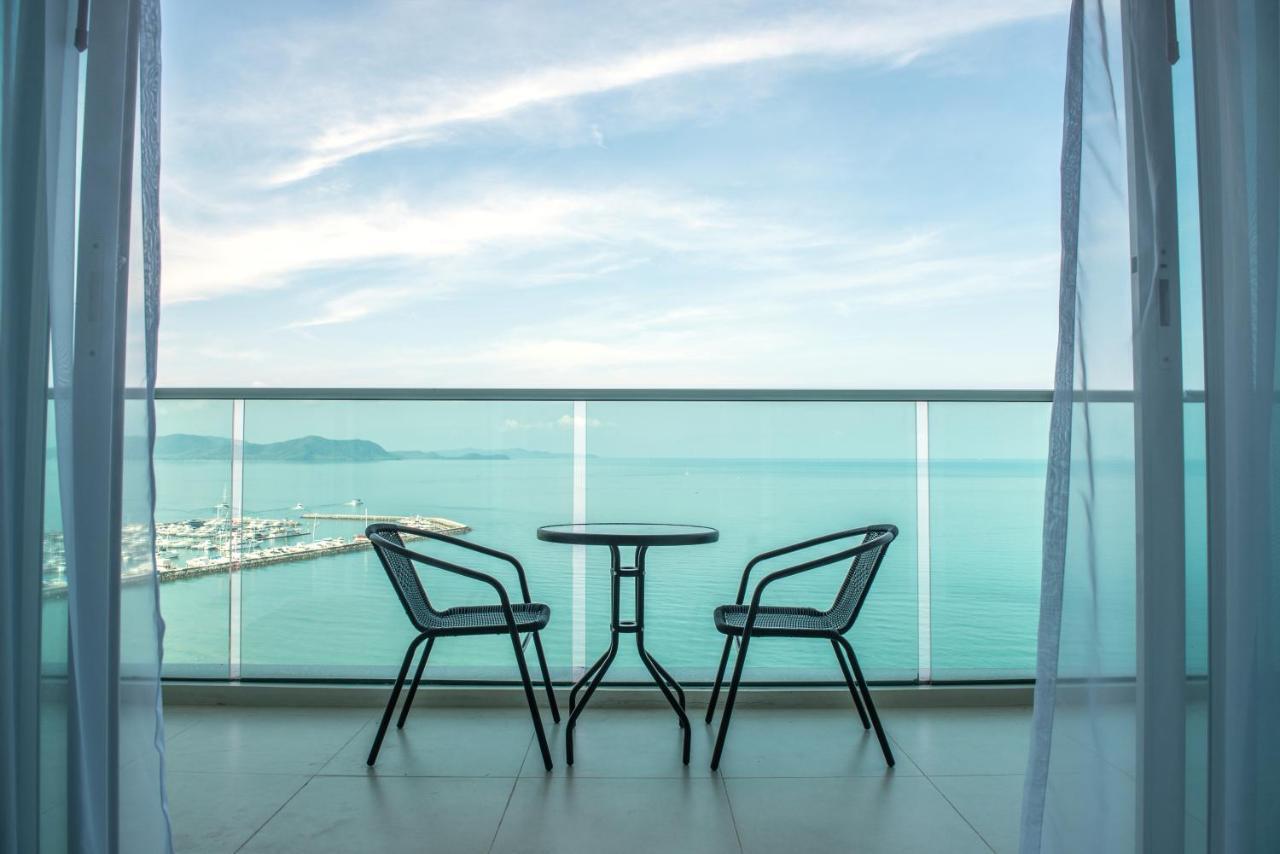 Movenpick Residences Pattaya With Ocean View Na Chom Thian Exterior foto