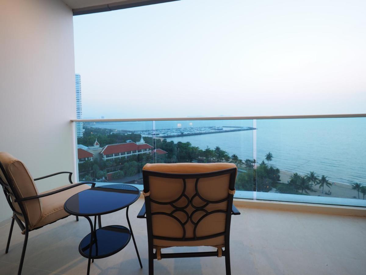 Movenpick Residences Pattaya With Ocean View Na Chom Thian Exterior foto